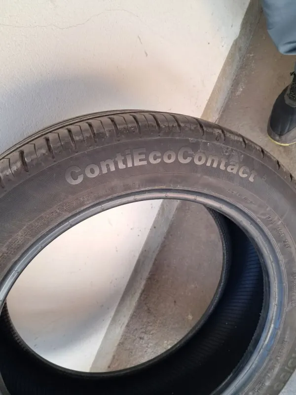 4 ks letní pneu Continental 215/55 R17 V