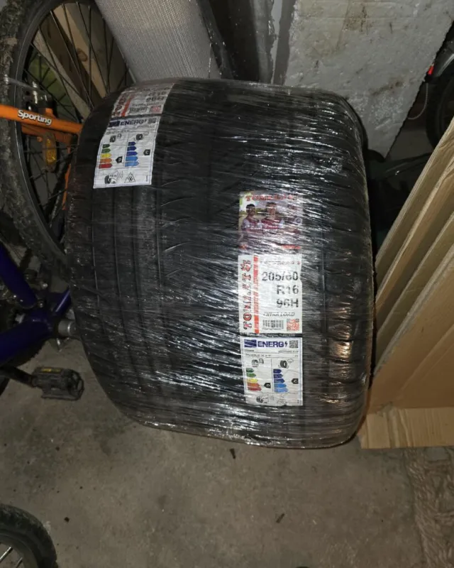 TOMKET SNOWROAD 3 XL, rozměry 205/60 R16