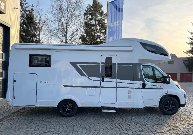 ADRIA CORAL XL 660 SL, 180 PS, AUTOMAT 8st., alkovna