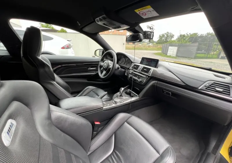 BMW M4, EU VERZE, NEHAVAROVANÉ, ZÁRUKA