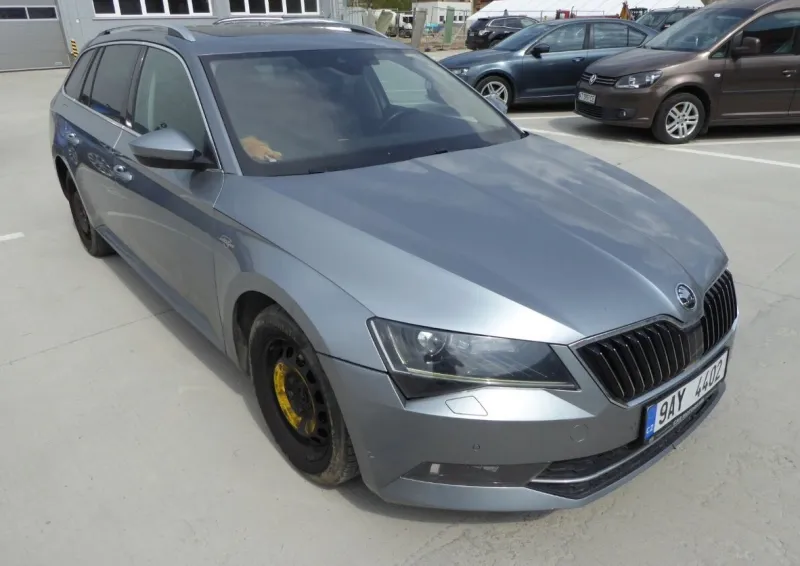ŠKODA Superb Combi L&K 2,0 TDI 140 kW DSG, CRASH