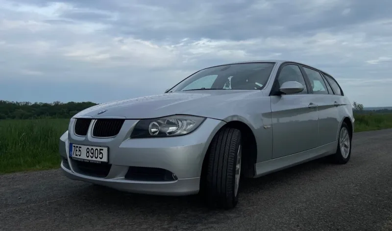 BMW 320d Touring 130 kW – panorama, nová STK, po servisu