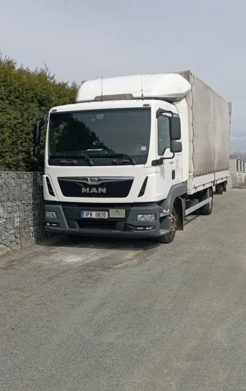 MAN TGL 8/180 valník, plachta, hydr. čelo
