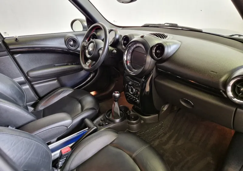 MINI Cooper Countryman JCW 1.6 160kw-140tkm-Xenon-Navi-H/K