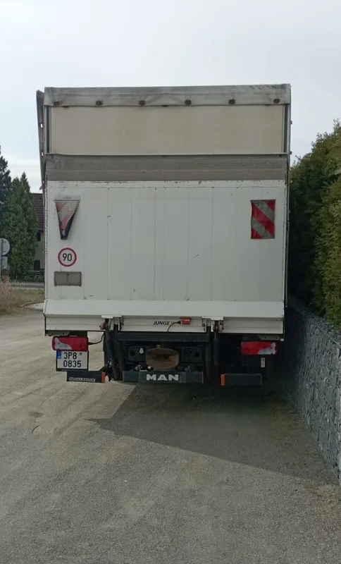 MAN TGL 8/180 valník, plachta, hydr. čelo