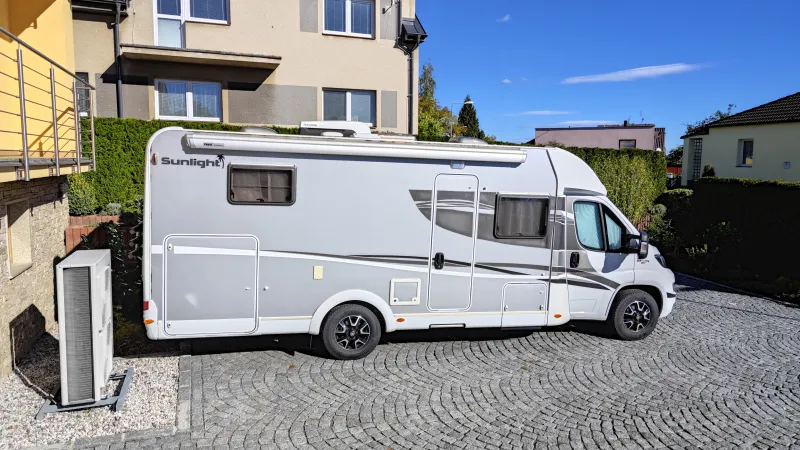 Obytný automobil Sunlight T67, 50 t. km, DPH, CZ, 1. majitel