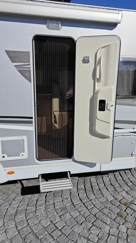 Obytný automobil Sunlight T67, 50 t. km, DPH, CZ, 1. majitel
