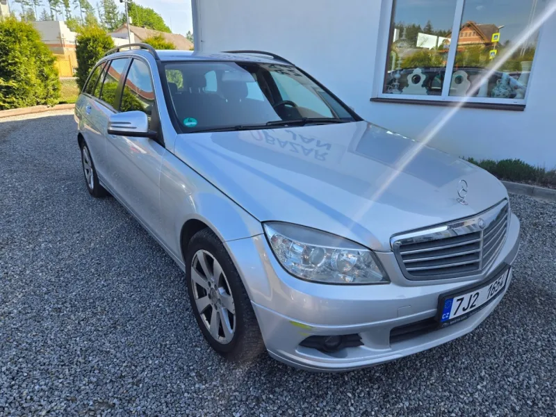 Mercedes-Benz Třídy C 2.2 CDI