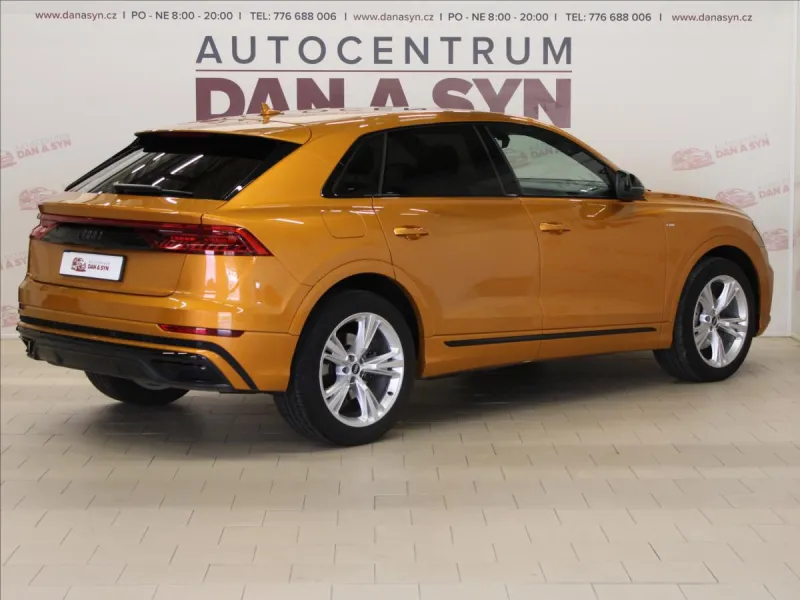 Audi Q8 3,0 50 TDI Quattro S-LINE CZ