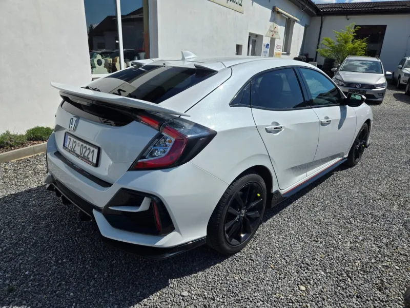 Honda Civic 1.0 i 16tis.km TOP STAV