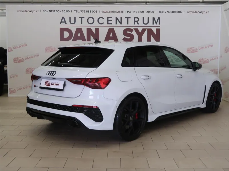 Audi RS 3 2,5 RS3 Sportback quattro, TOP