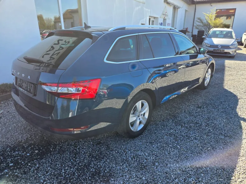 Škoda Superb 2.0 TDI DSG,Navi,LED