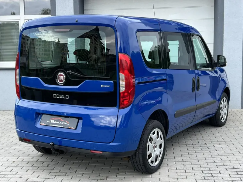Fiat Dobló 1.4i Base 5.MÍST ČR NOVÉ