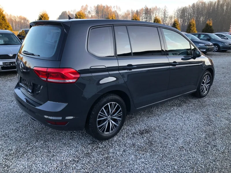 Volkswagen Touran 1.2 TSi 81 Kw Top Stav