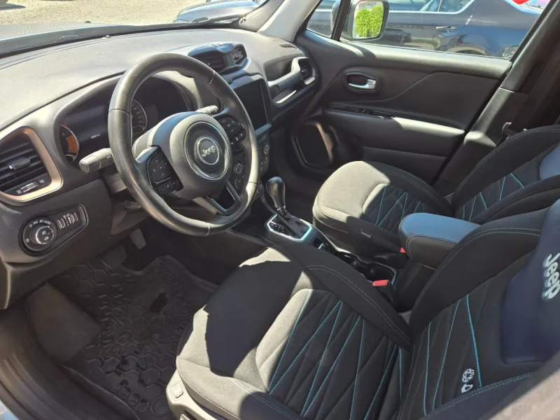 Jeep Renegade 1.5 MHEV 130K 7AT, v CZ,DPH