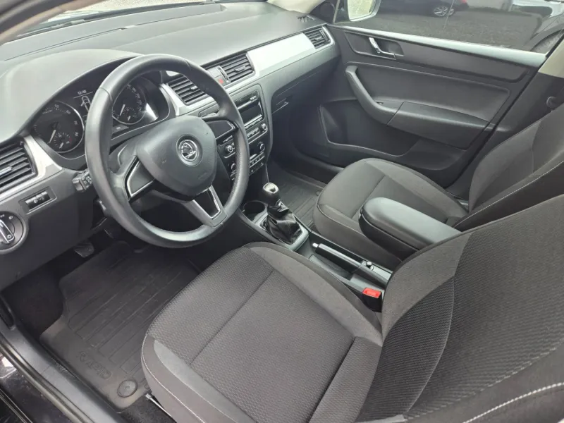 Škoda Rapid 1.2 TSI Serviska,36tis.km,TOP
