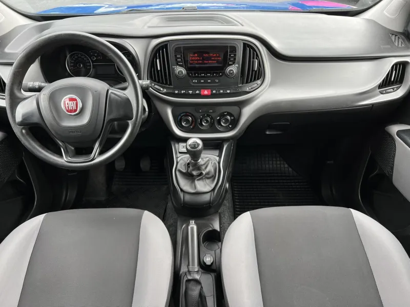Fiat Dobló 1.4i Base 5.MÍST ČR NOVÉ