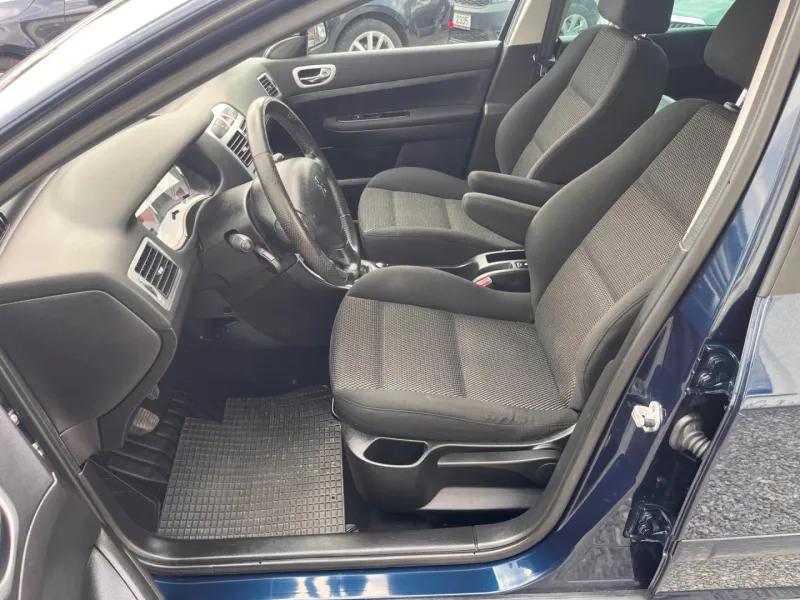 Peugeot 307 SW 2.0 i sada kol