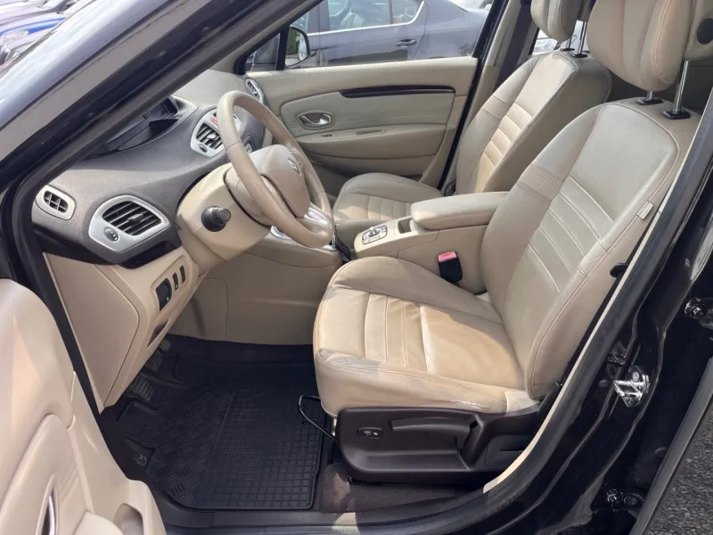 Renault Grand Scénic 1.4 i Xenony