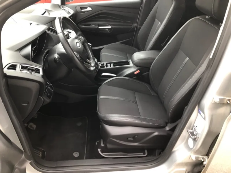 Ford C-MAX 2.0 TDCi Top Stav