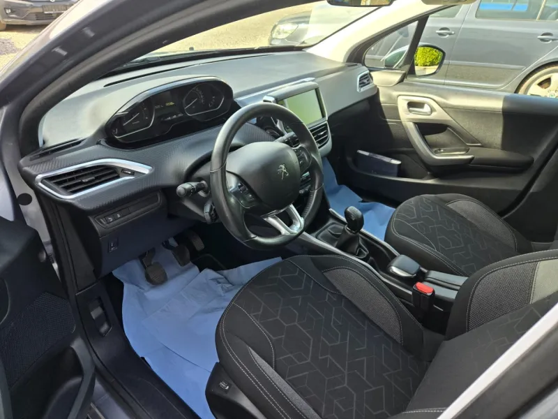 Peugeot 2008 1.6 HDI Top Stav Koupeno CZ