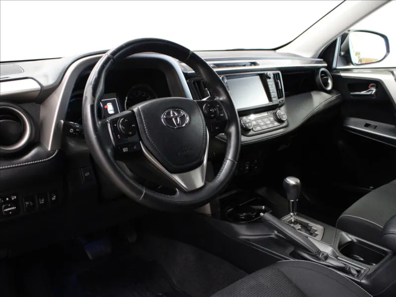 Toyota RAV4 2,5 HYBRID 115 KW Automat