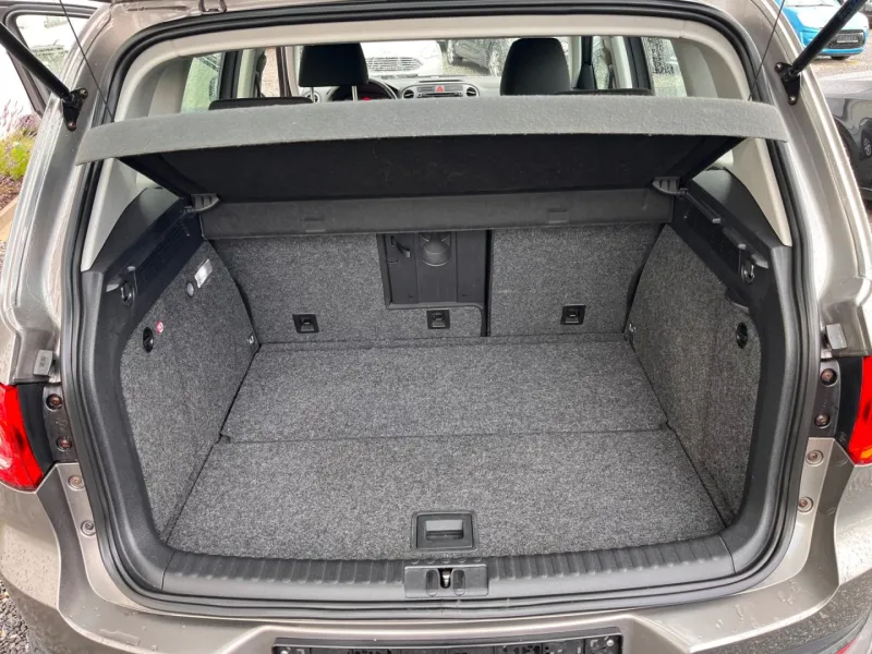 Volkswagen Tiguan 2.0 TDI 4Motion Velmi pěkný
