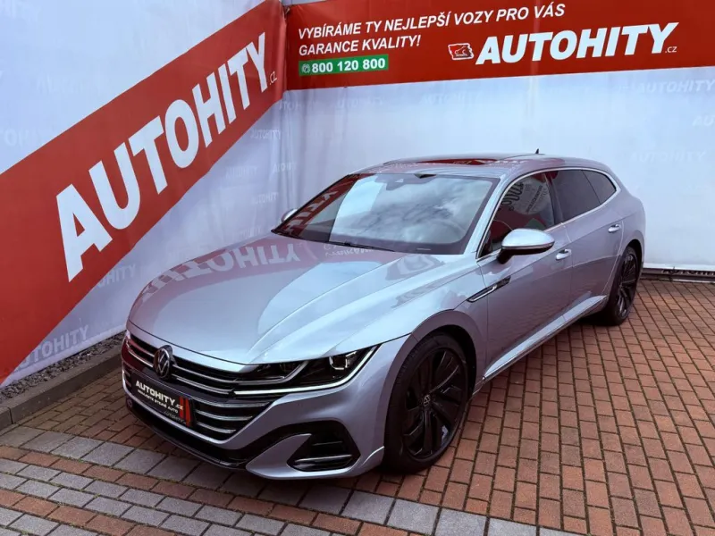 Volkswagen Arteon 2.0 TSi 4Motion DSG R-line, ČR, 1.Maj, Serviska