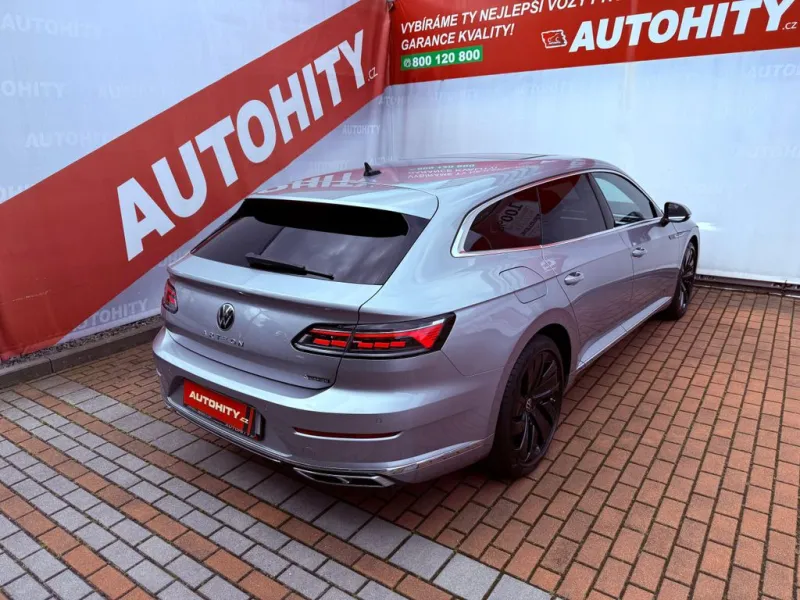 Volkswagen Arteon 2.0 TSi 4Motion DSG R-line, ČR, 1.Maj, Serviska