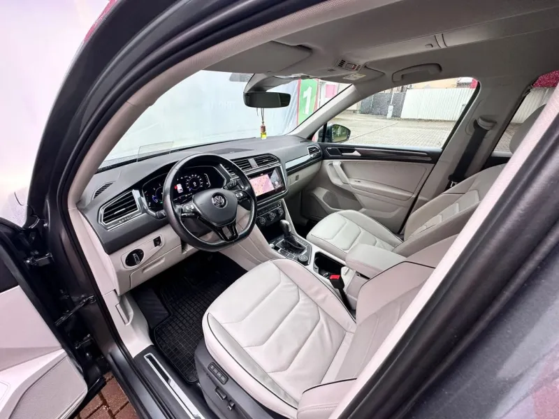 Volkswagen Tiguan Allspace 2.0 TDi 176 kW DSG 4Motion Highline, ČR, 1.