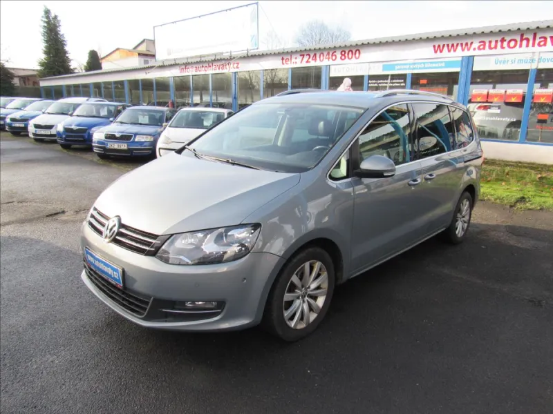 Volkswagen Sharan 2,0 TDI BMT DSG Highline 5 míst