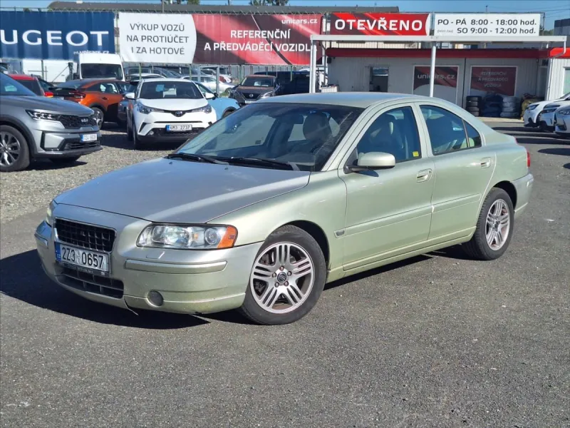 Volvo S60 2,4 D5 CZ 1 maj