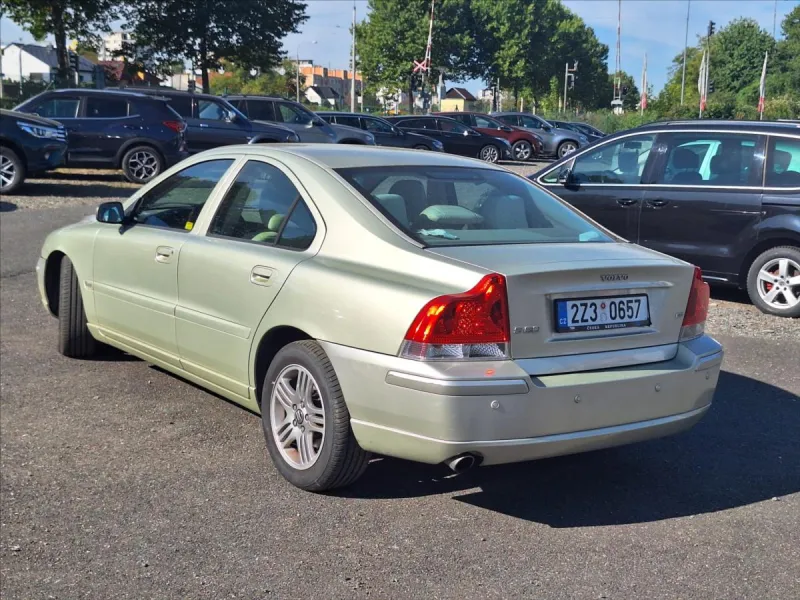 Volvo S60 2,4 D5 CZ 1 maj