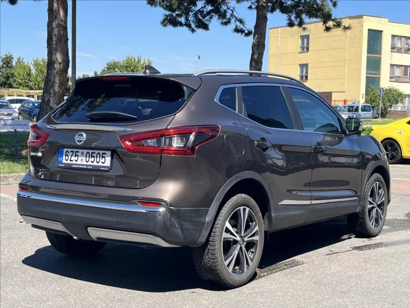 Nissan Qashqai 1,3 DIG-T N-Connecta