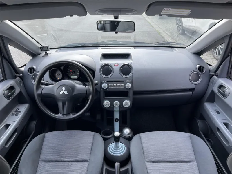 Mitsubishi Colt 1,1 MPi Inform A/C