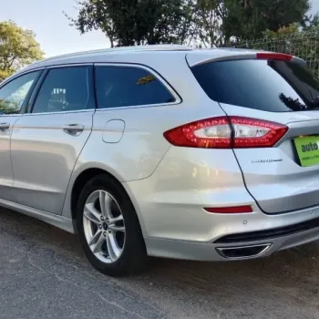 Ford Mondeo 2.0TDCi/VÝBAVA TITANIUM