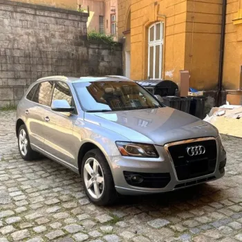 Audi Q5 3.2 benzín automat
