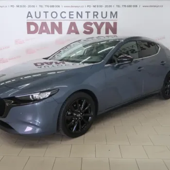 Mazda 3 2,0 Skyactiv-G Automat "Homura"