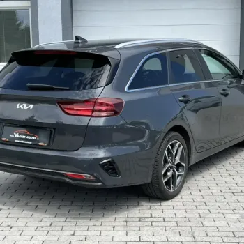 Kia Ceed 1.5T-GDi 118kW TOP ČR NOVÉ