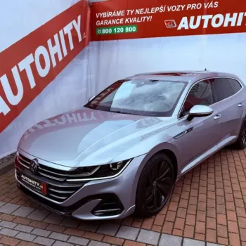 Volkswagen Arteon 2.0 TSi 4Motion DSG R-line, ČR, 1.Maj, Serviska